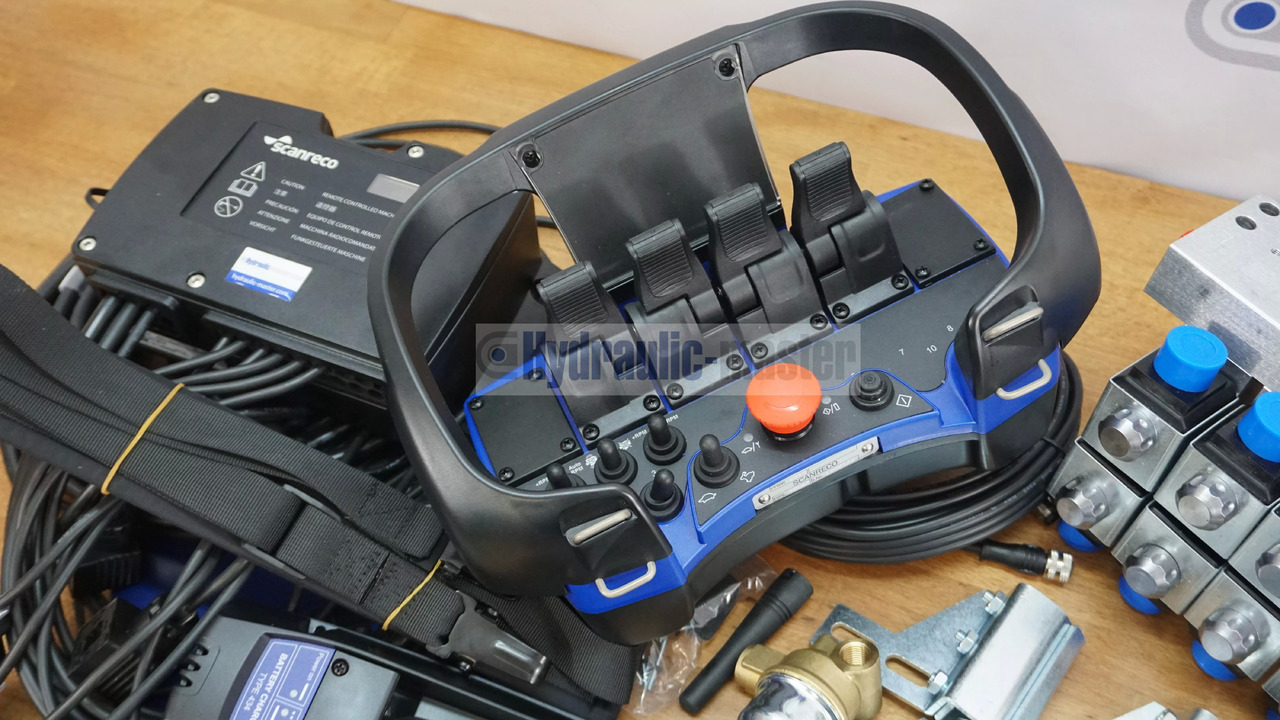 Engins de chantier Scanreco RC 400 Radio Remote Control with 4 Functions  with Actuators 12/24V for HIAB: photos 7