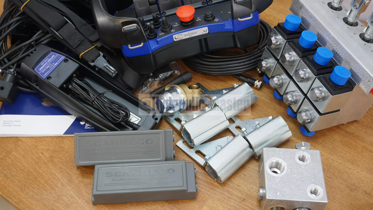 Engins de chantier Scanreco RC 400 Radio Remote Control with 4 Functions  with Actuators 12/24V for HIAB: photos 6