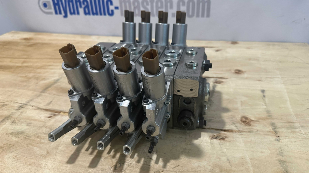 Dessoucheuse neuf Set Scanreco G4 with Walvoil DPX100 Bandit Industries, DR Power Equipment: photos 7