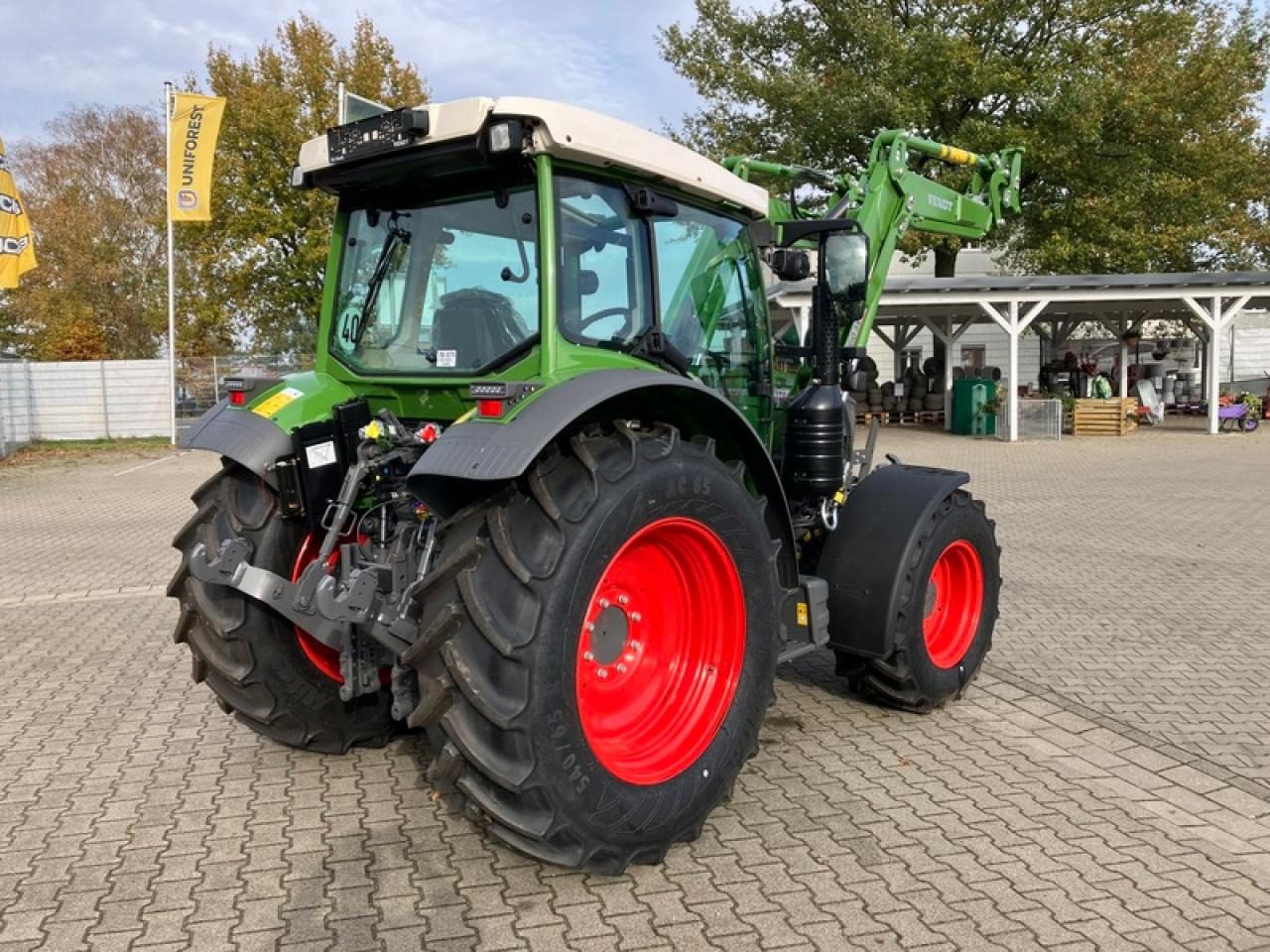 Fendt VARIO 211 - Tracteur agricole: photos 4 Fendt VARIO 211 - Tracteur agricole: photos 4