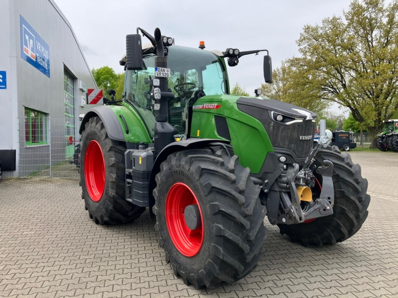 Fendt VARIO 728 POWER PLUS SET 2 - Tracteur agricole: photos 4 Fendt VARIO 728 POWER PLUS SET 2 - Tracteur agricole: photos 4
