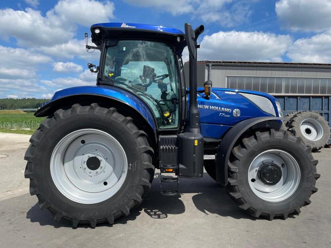 New Holland T 7.225 AKTION - Tracteur agricole: photos 4 New Holland T 7.225 AKTION - Tracteur agricole: photos 4
