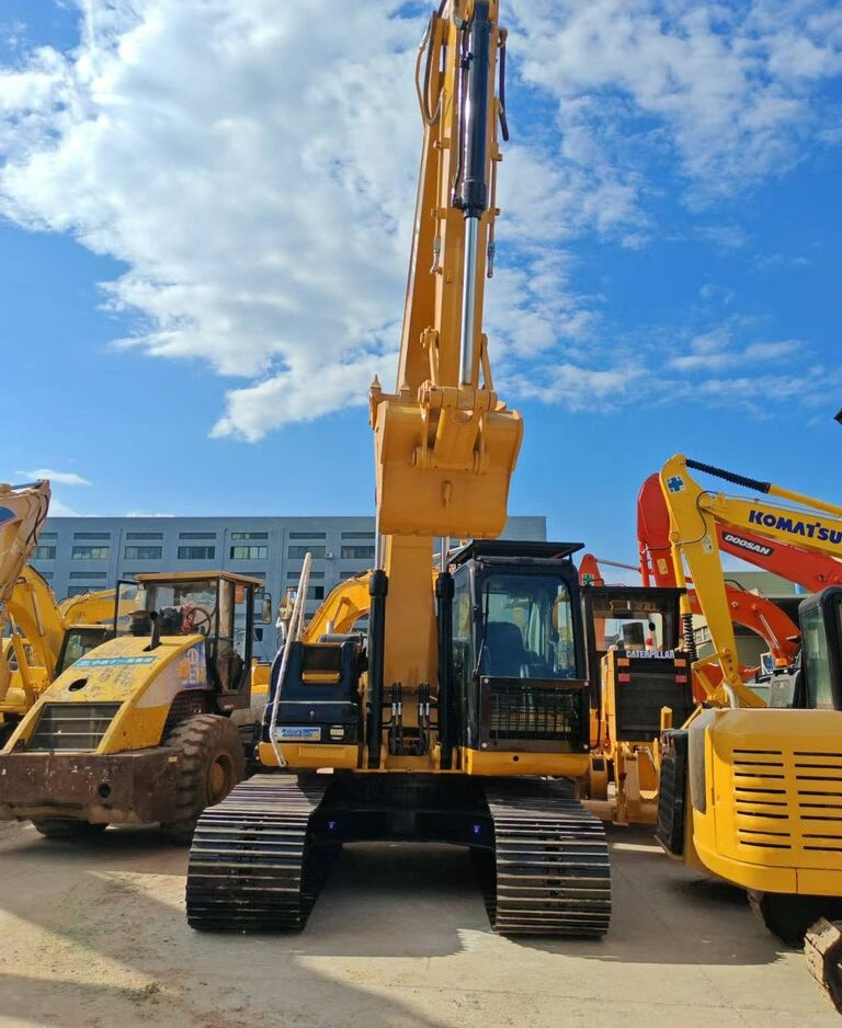Caterpillar 330BL - Pelle sur chenille: photos 2 Caterpillar 330BL - Pelle sur chenille: photos 2