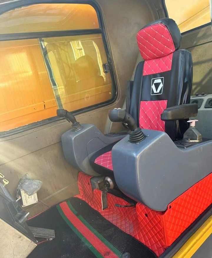 Grue mobile XCMG XCT50 QY50K QY70K QY100K QY130K 35 50 70 80 130 truck crane [ Copy ]: photos 9