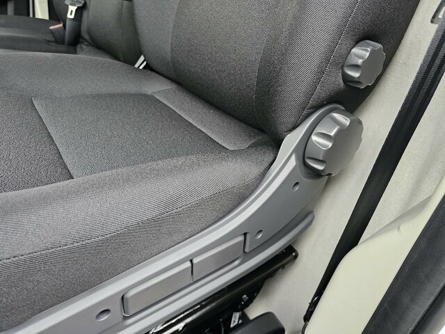 FIAT Ducato 35 140 L2H2 Klima Temp 260° Kamera PDC... - Fourgon utilitaire: photos 2 FIAT Ducato 35 140 L2H2 Klima Temp 260° Kamera PDC... - Fourgon utilitaire: photos 2