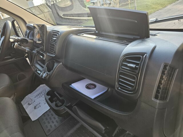 Fourgon utilitaire FIAT Ducato 35 Automatik L2H2 180 Voll-LED V-Cockpit...: photos 20