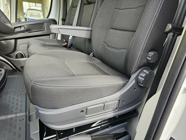 FIAT Ducato 35 L3H2 MAXI 13m³ 180 teilverglast... - Fourgon utilitaire: photos 2 FIAT Ducato 35 L3H2 MAXI 13m³ 180 teilverglast... - Fourgon utilitaire: photos 2