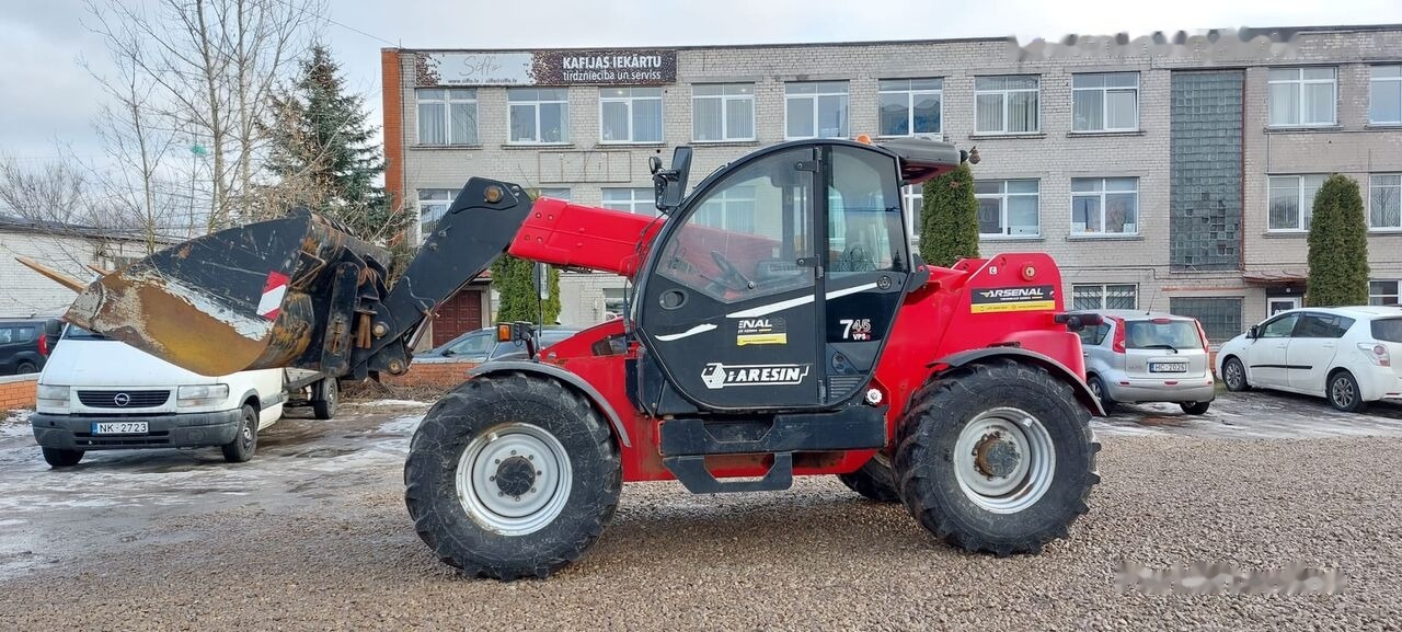 Faresin 7.45 Vpse TOP - Chariot télescopique: photos 4 Faresin 7.45 Vpse TOP - Chariot télescopique: photos 4