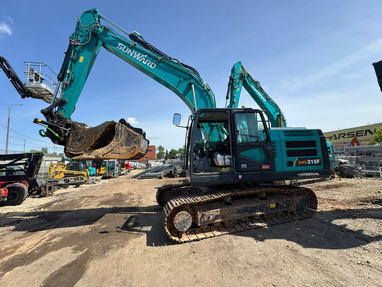 Sunward SWE215F-5A - Pelle: photos 1 Sunward SWE215F-5A - Pelle: photos 1