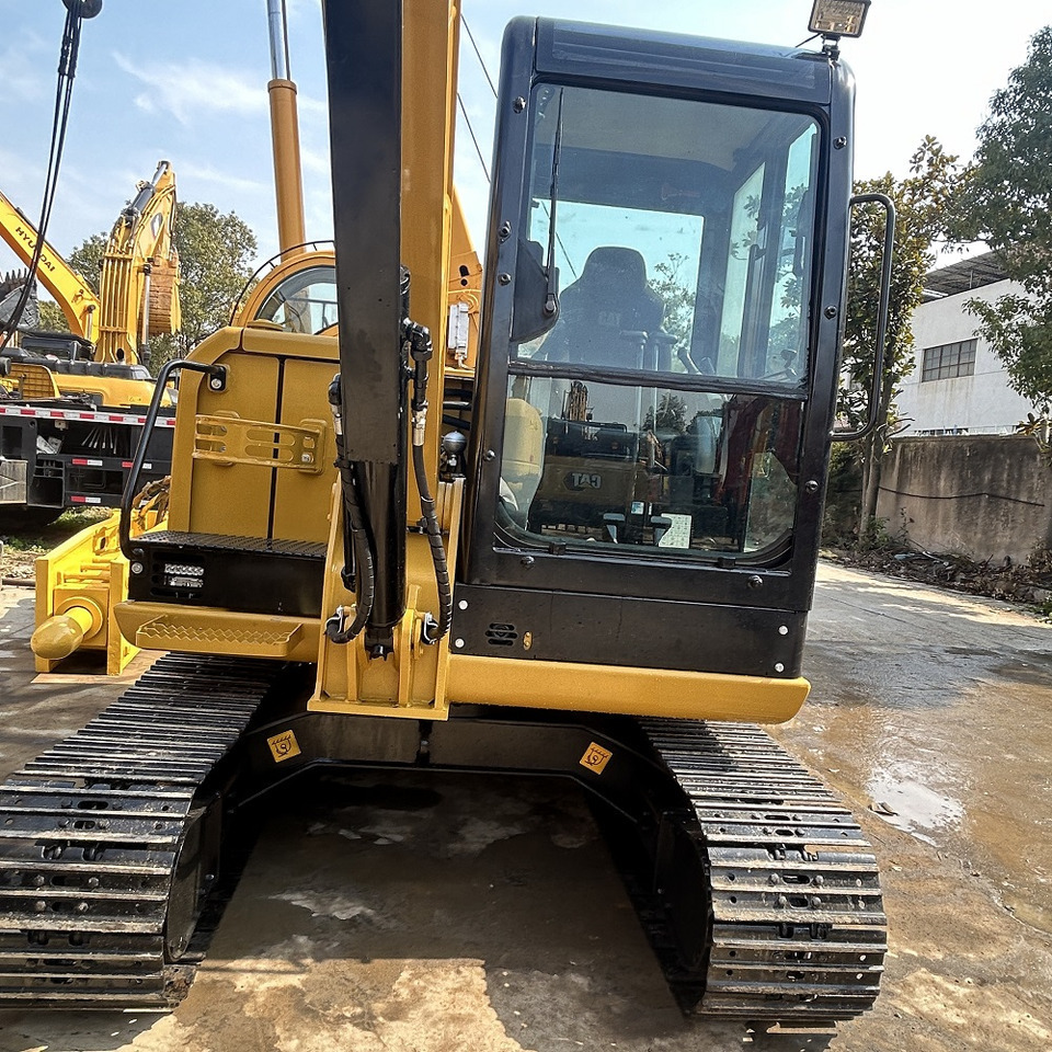 CAT 305.5E2 Excavator - Pelle sur chenille: photos 2 CAT 305.5E2 Excavator - Pelle sur chenille: photos 2