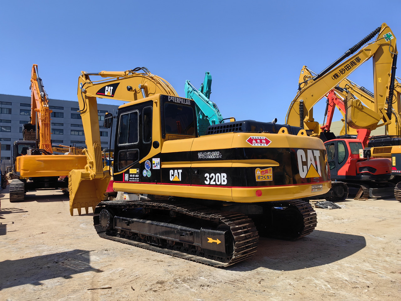 CAT 320B Excavator - Pelle sur chenille: photos 5 CAT 320B Excavator - Pelle sur chenille: photos 5