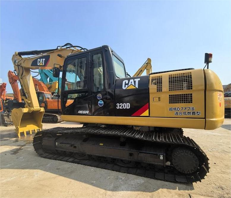 CAT 320D used excavator - Pelle sur chenille: photos 3 CAT 320D used excavator - Pelle sur chenille: photos 3