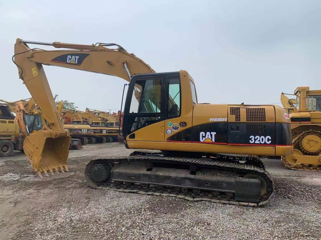 Cat 320c excavator - Pelle sur chenille: photos 1 Cat 320c excavator - Pelle sur chenille: photos 1