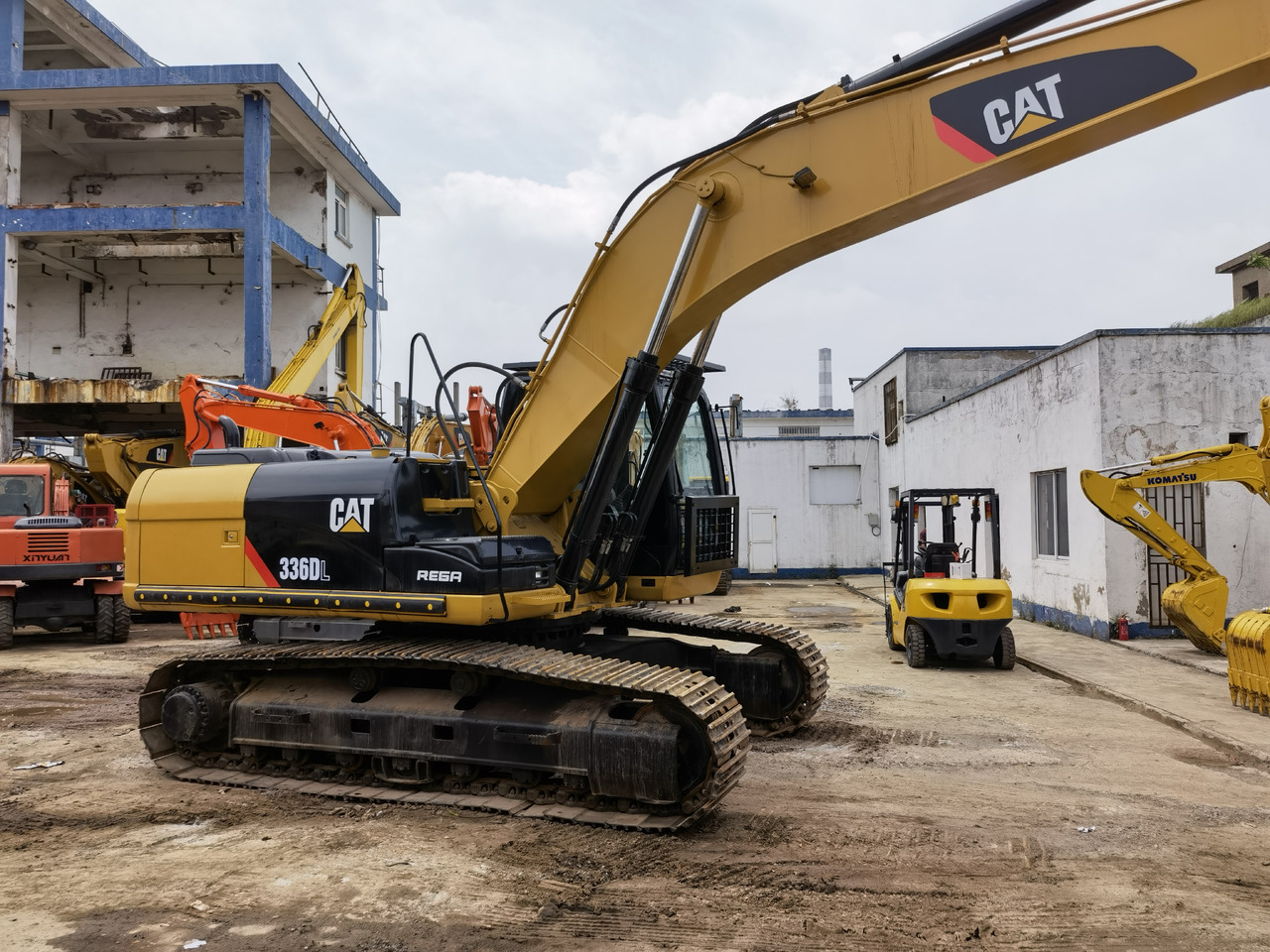 Cat 336DL Excavator - Pelle sur chenille: photos 3 Cat 336DL Excavator - Pelle sur chenille: photos 3