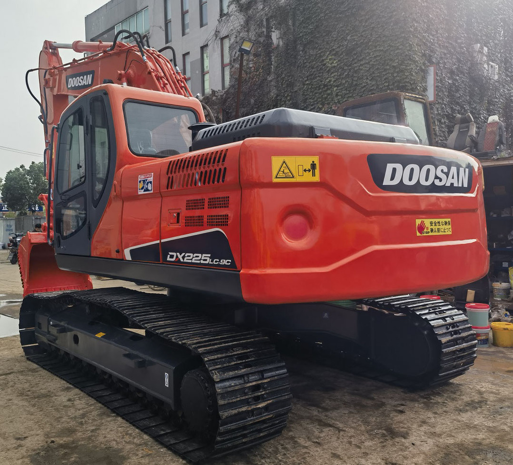 DOOSAN Doosan DX225LC-9c Crawler excavator - Pelle sur chenille: photos 2 DOOSAN Doosan DX225LC-9c Crawler excavator - Pelle sur chenille: photos 2