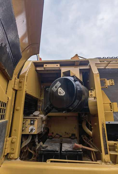 Excavator SECOND HAND Excavator Cat 325D 325DL Used Excavator Cheap Price FOR SALE - Pelle sur chenille: photos 5 Excavator SECOND HAND Excavator Cat 325D 325DL Used Excavator Cheap Price FOR SALE - Pelle sur chenille: photos 5