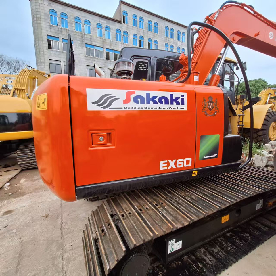 Hitachi EX60 Excavator - Pelle sur chenille: photos 1 Hitachi EX60 Excavator - Pelle sur chenille: photos 1