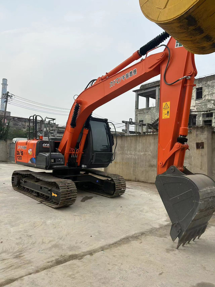 Pelle sur chenille Hitachi ZX120-6 Excavator: photos 6