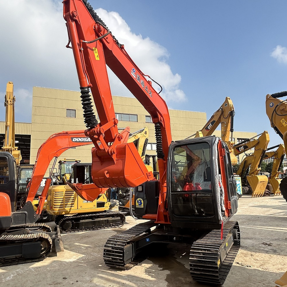 Hitachi ZX70 Excavator - Mini pelle: photos 2 Hitachi ZX70 Excavator - Mini pelle: photos 2