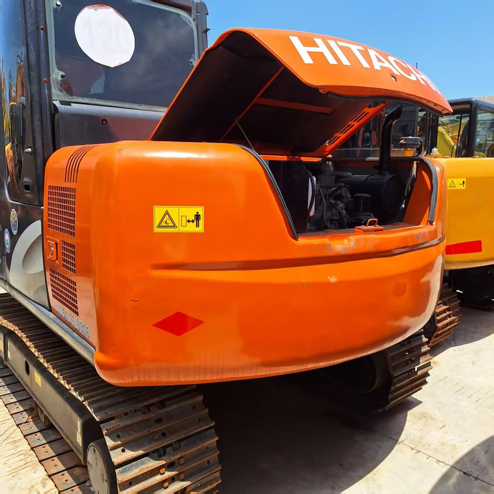 Hitachi ZX70 Excavator - Mini pelle: photos 2 Hitachi ZX70 Excavator - Mini pelle: photos 2