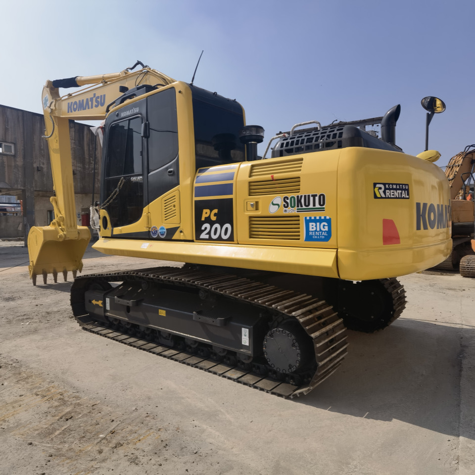 Komatsu PC200-8 Excavator - Pelle sur chenille: photos 1 Komatsu PC200-8 Excavator - Pelle sur chenille: photos 1