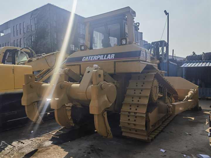 Original Japan made earth-moving bulldozer Caterpillar D7H dozer CAT heavy bulldozer D7 cheap dozer in China - Bulldozer: photos 3 Original Japan made earth-moving bulldozer Caterpillar D7H dozer CAT heavy bulldozer D7 cheap dozer in China - Bulldozer: photos 3