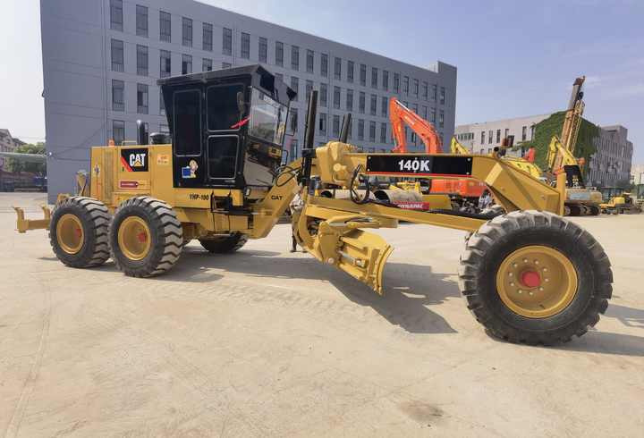 Caterpillar motor grader 140K used grader cat 140K 120K 140H 120H 120G caterpillar grader 140K - Niveleuse: photos 4 Caterpillar motor grader 140K used grader cat 140K 120K 140H 120H 120G caterpillar grader 140K - Niveleuse: photos 4