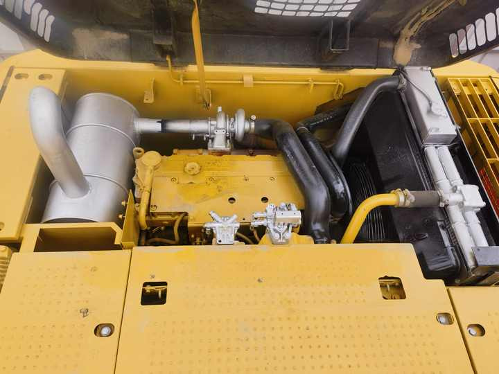 Pelle sur chenille earth-moving machinery Japan caterpillar used hydraulic tracked excavator 320D 320DL for sale: photos 6