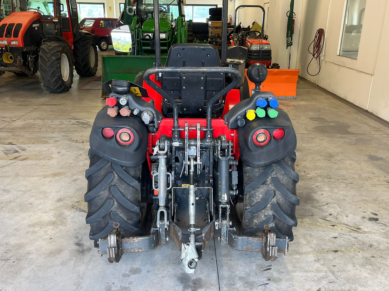 ANTONIO CARRARO SRH 9800 - Tracteur agricole: photos 5 ANTONIO CARRARO SRH 9800 - Tracteur agricole: photos 5