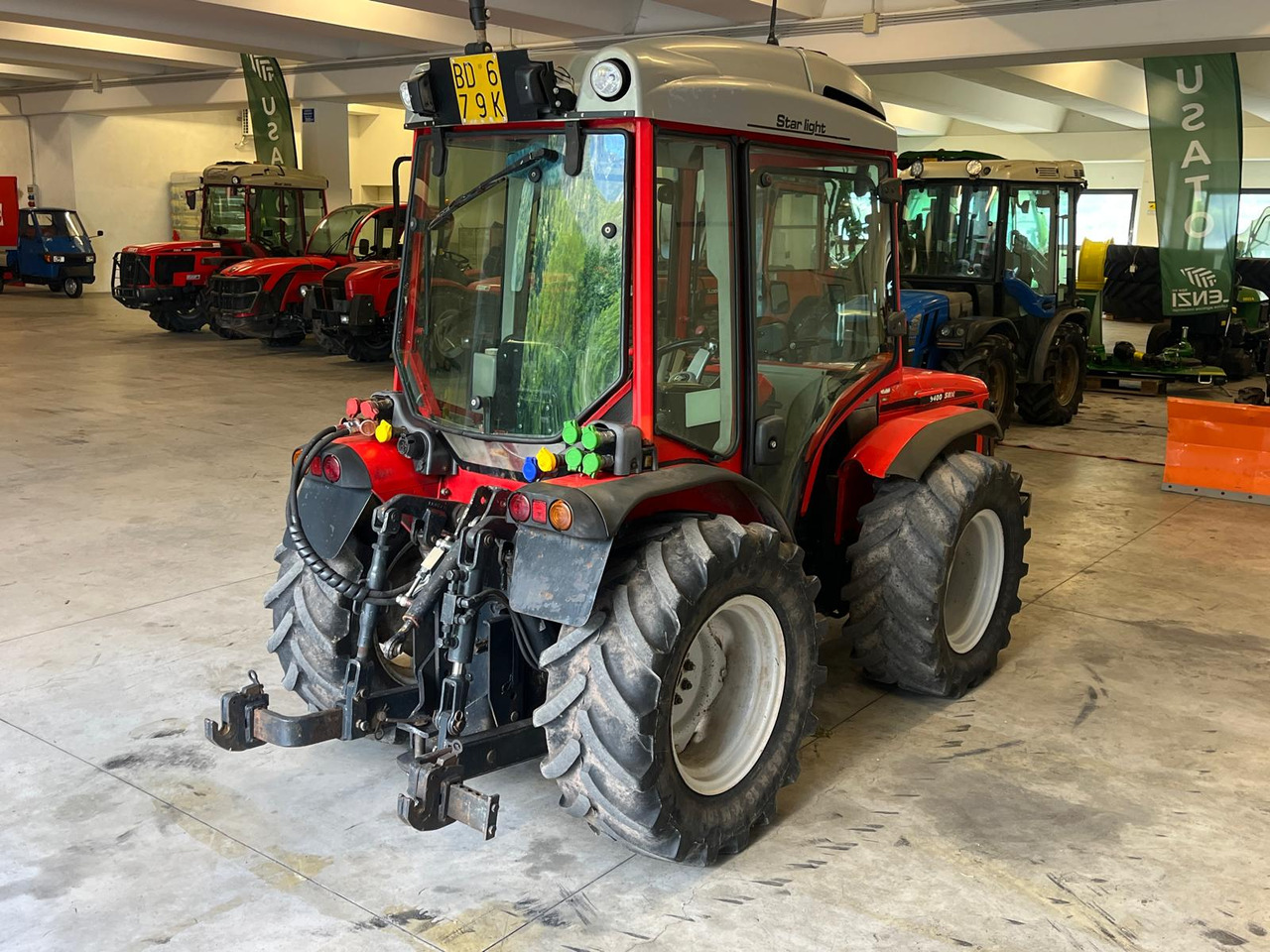 ANTONIO CARRARO SRX 9400 - Tracteur agricole: photos 3 ANTONIO CARRARO SRX 9400 - Tracteur agricole: photos 3
