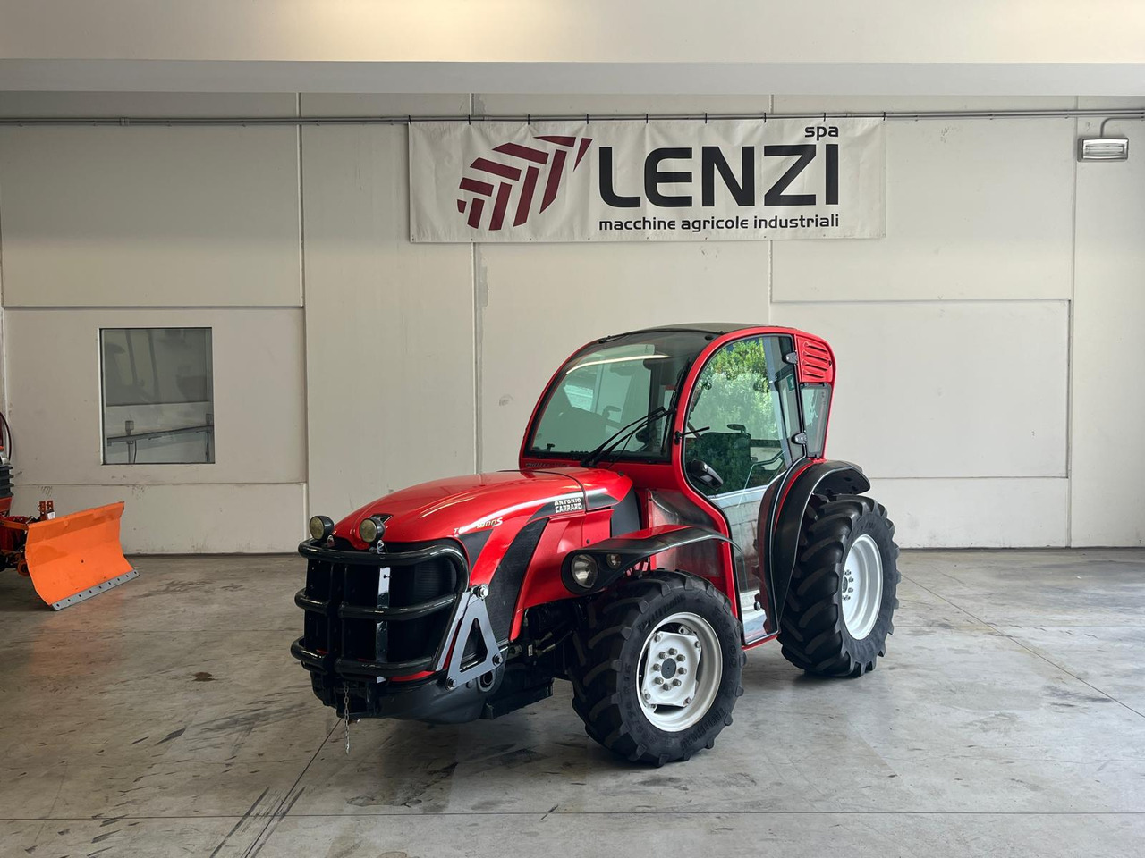 ANTONIO CARRARO TGF 7800S - Tracteur agricole: photos 1 ANTONIO CARRARO TGF 7800S - Tracteur agricole: photos 1