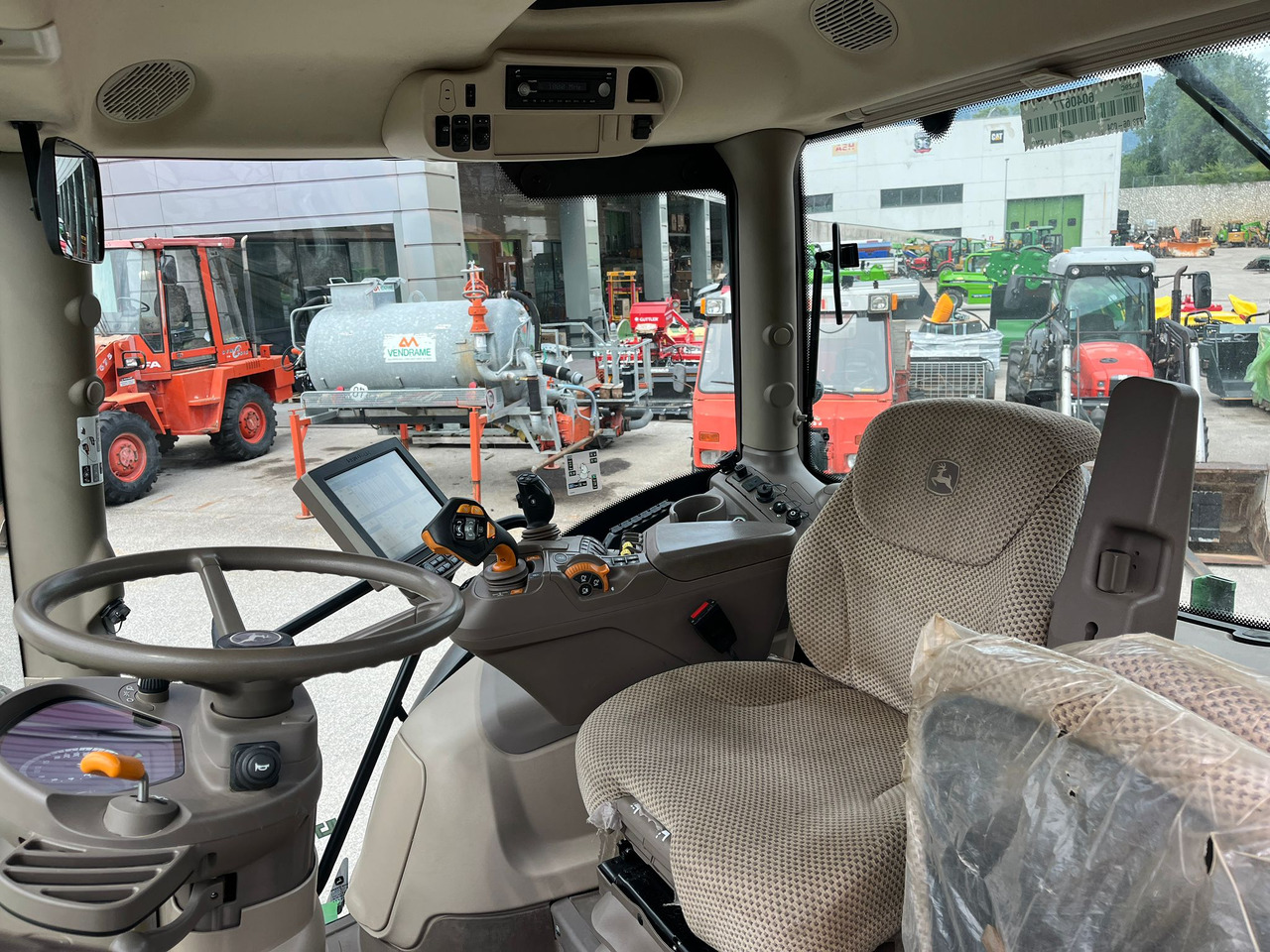 JOHN DEERE 6130 en leasing occasion JOHN DEERE 6130: photos 18