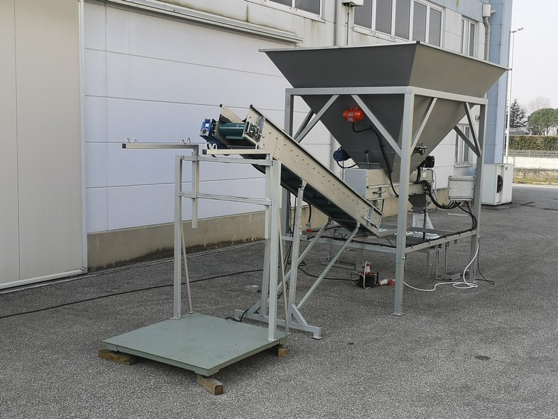 ARK03 big-bag and small bags bagging machine - Machine d'emballage et de conditionnement: photos 3 ARK03 big-bag and small bags bagging machine - Machine d'emballage et de conditionnement: photos 3