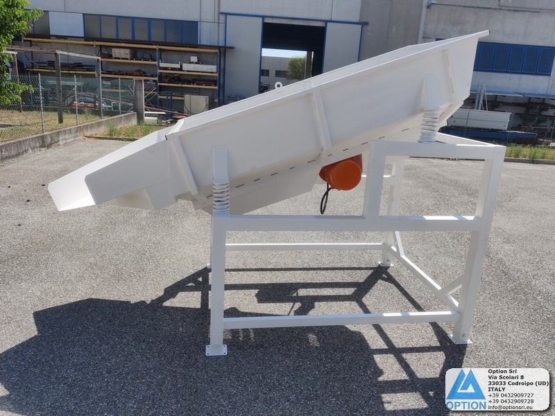 VIB01/02 Vibrating screener - Crible: photos 1 VIB01/02 Vibrating screener - Crible: photos 1