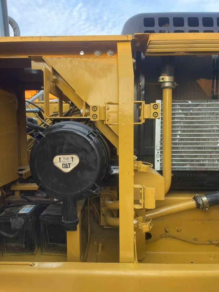 CAT 320 B - Pelle sur chenille: photos 3 CAT 320 B - Pelle sur chenille: photos 3