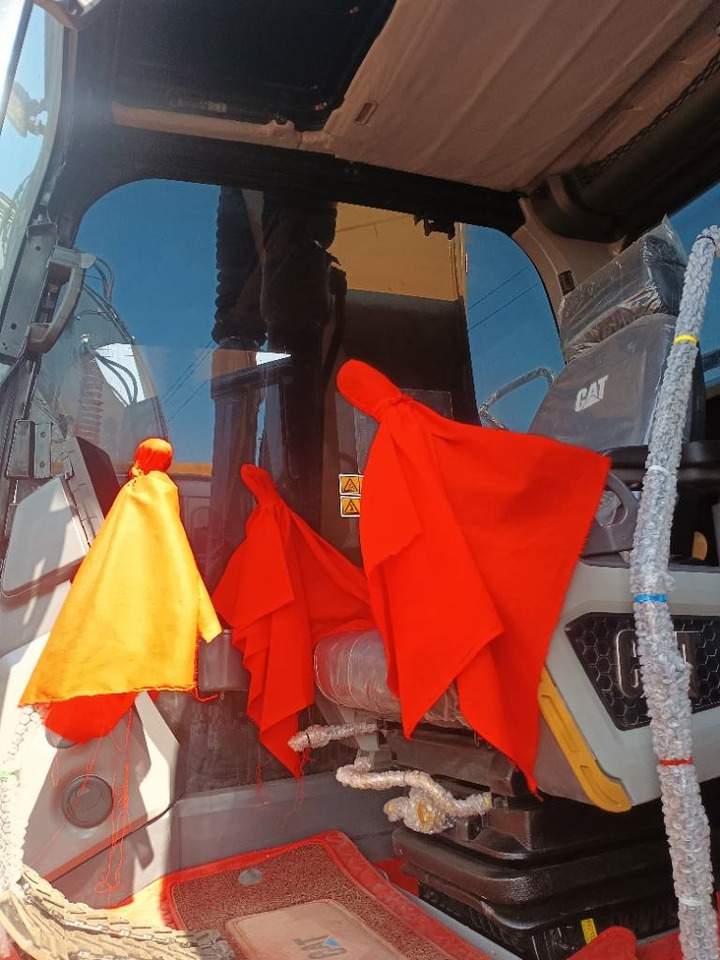 CAT 320 GC  en leasing occasion CAT 320 GC: photos 12