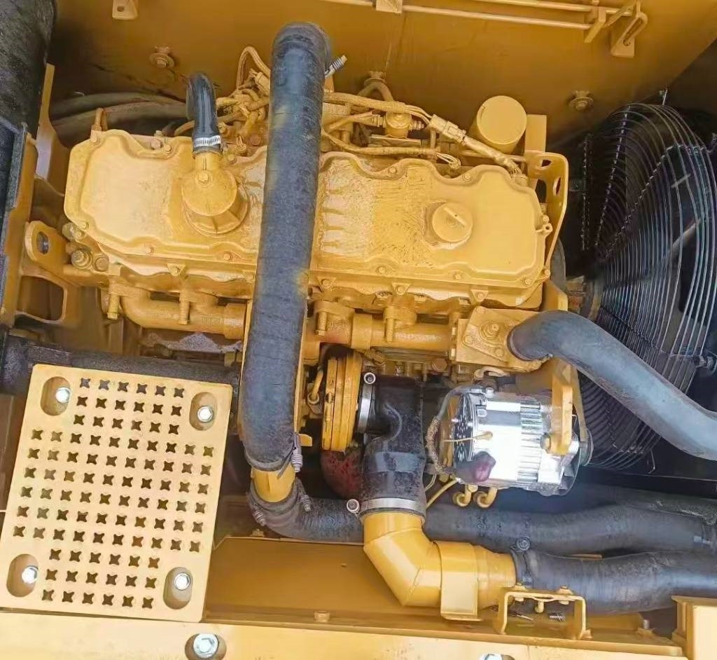 CAT 325 C  - Pelle sur chenille: photos 4 CAT 325 C  - Pelle sur chenille: photos 4