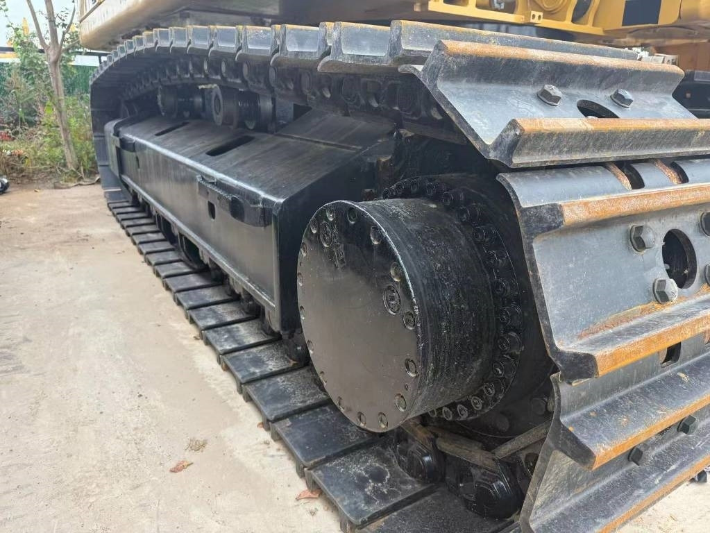 CAT 336 GC - Pelle sur chenille: photos 5 CAT 336 GC - Pelle sur chenille: photos 5