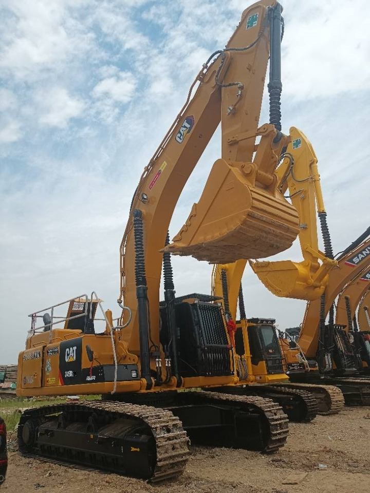 CAT 349 - Pelle sur chenille: photos 3 CAT 349 - Pelle sur chenille: photos 3