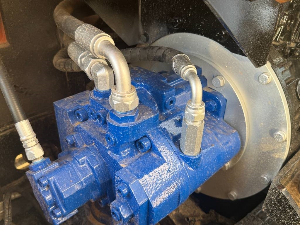 Doosan DX 75 - Pelle sur chenille: photos 3 Doosan DX 75 - Pelle sur chenille: photos 3