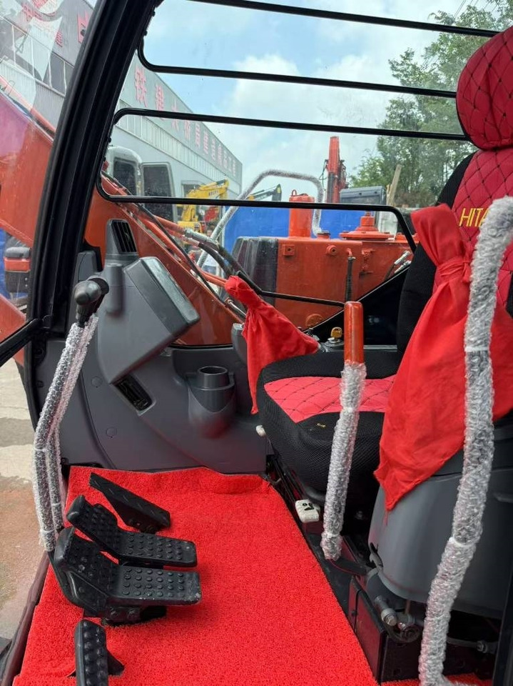 Hitachi Zaxis 60 - Pelle sur chenille: photos 5 Hitachi Zaxis 60 - Pelle sur chenille: photos 5