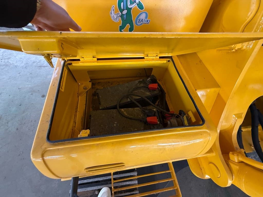 Komatsu 350 - Pelle sur chenille: photos 4 Komatsu 350 - Pelle sur chenille: photos 4