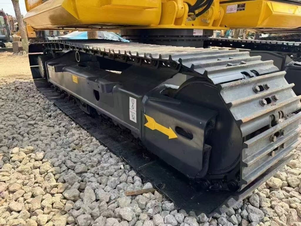 Komatsu PC 130  - Pelle sur chenille: photos 5 Komatsu PC 130  - Pelle sur chenille: photos 5