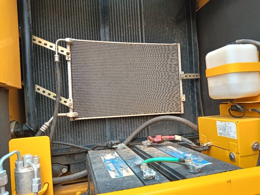 Pelle sur chenille Komatsu PC 160: photos 7 Pelle sur chenille Komatsu PC 160: photos 7