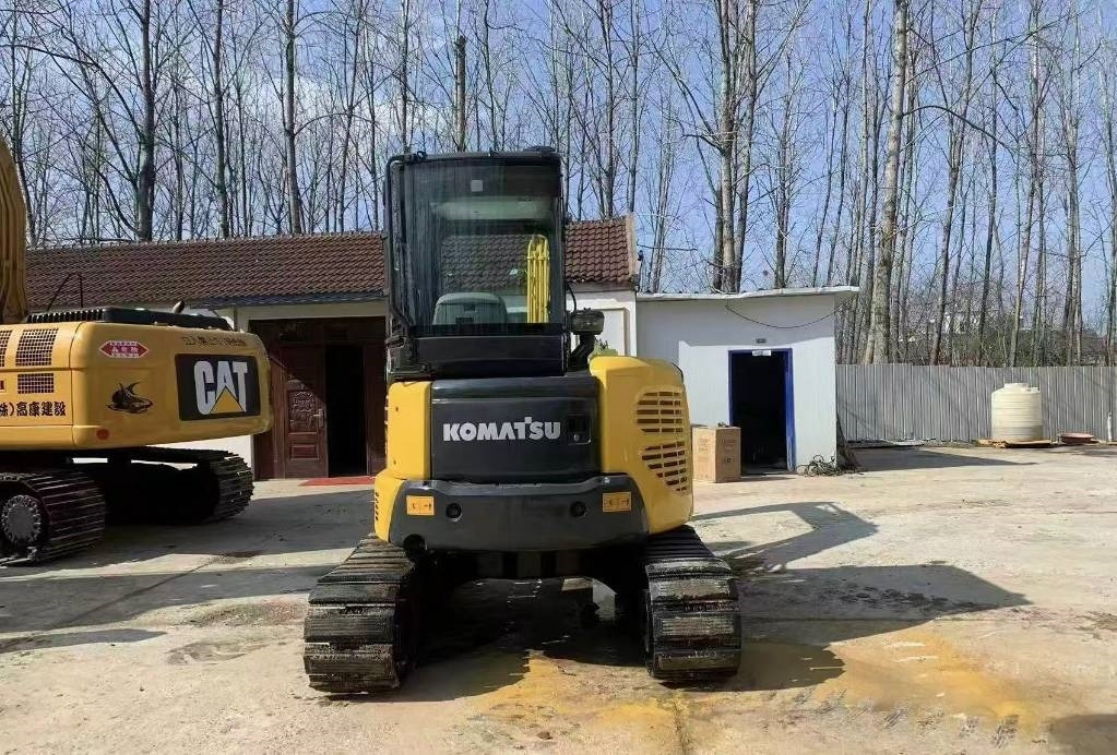 Komatsu PC 55  - Mini pelle: photos 4 Komatsu PC 55  - Mini pelle: photos 4