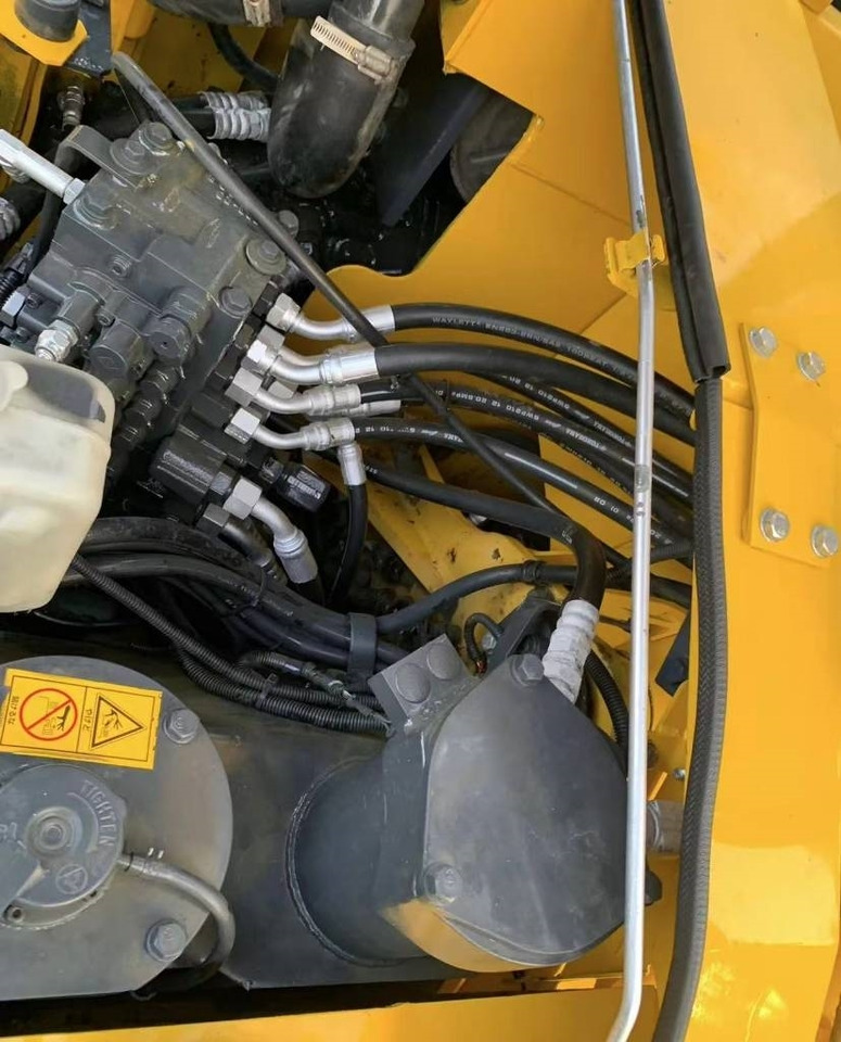 Mini pelle Komatsu PC 78: photos 11