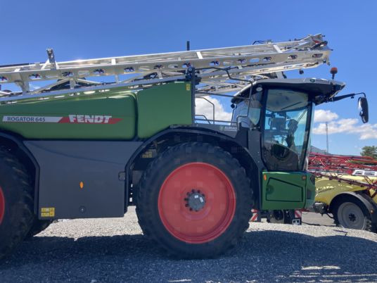Fendt ROGATOR 645 - Pulvé automoteur: photos 4 Fendt ROGATOR 645 - Pulvé automoteur: photos 4
