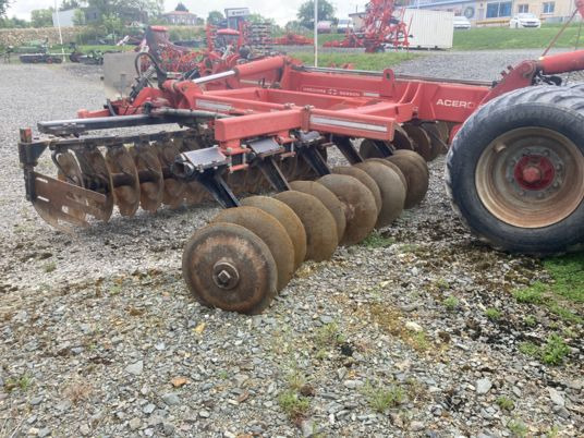 Gregoire Besson ACERO 44MK - Cover crop: photos 4 Gregoire Besson ACERO 44MK - Cover crop: photos 4