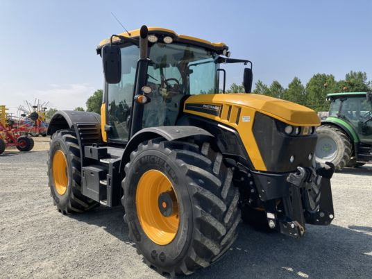 JCB FASTRAC 4220 - Tracteur agricole: photos 1 JCB FASTRAC 4220 - Tracteur agricole: photos 1