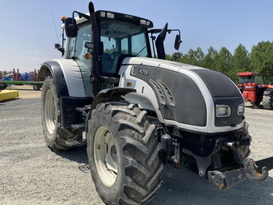 Valtra T 152 - Tracteur agricole: photos 4 Valtra T 152 - Tracteur agricole: photos 4